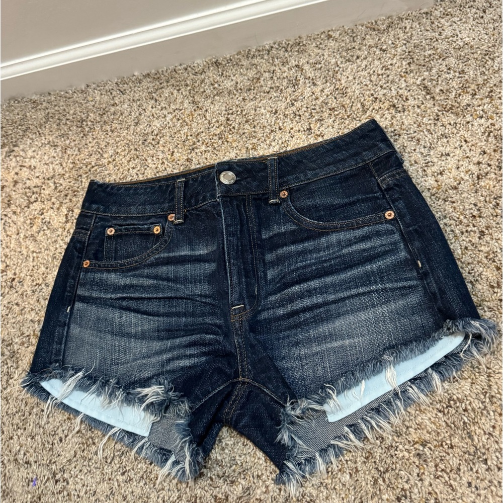American eagle high rise mom jeans. Size 2